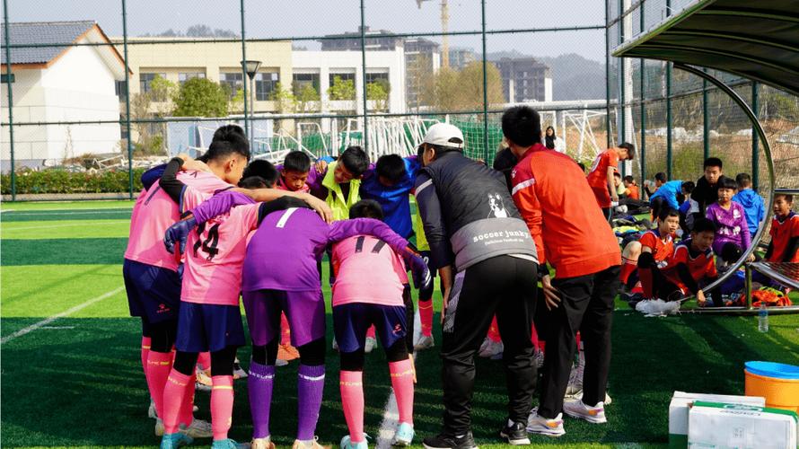 2025年赣州市“新长征杯”青少年足球超级联赛新闻发布会召开