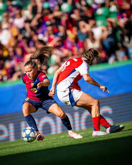 残暴！巴萨女足本赛季开局9连胜，打进48球丢2球