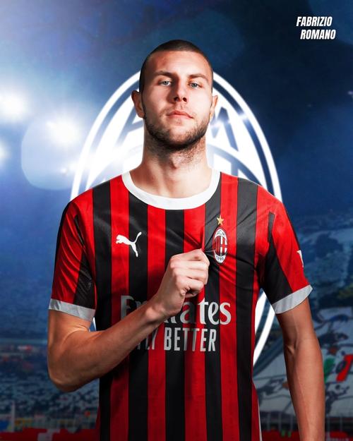 帕夫洛维奇：首个足球偶像是C罗，每人都知道他的努力和获胜渴望