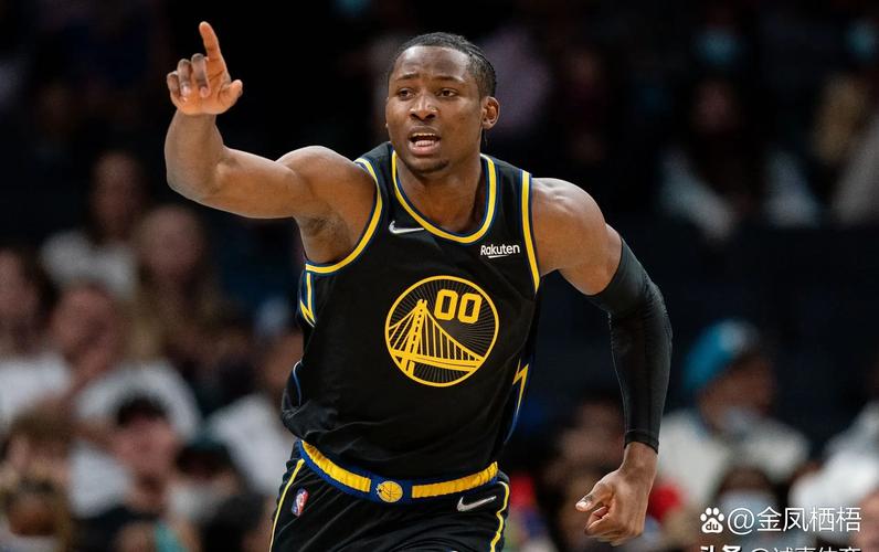 详细阅读:巴特勒:库明加现在很开心也充满自信 犯错没关系关键要学会倾听 巴特勒:库明加现在很开心也充满自信 犯错没关系关键要学会倾听