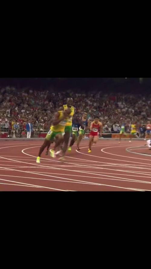 百米能跑多快？沃尔科特：我15岁时能跑10秒6，但跑步姿势很糟糕