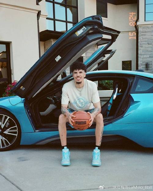 外线没谱!拉梅洛-鲍尔半场10中5拿到11分6助 三分5中1