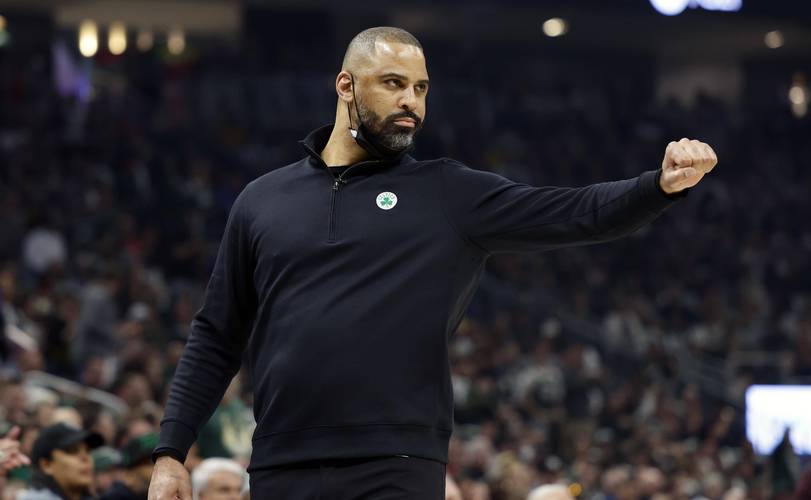 详细阅读:乌度卡:不惊讶普理查德的成长进步 他训练刻苦把握住了机会 乌度卡:不惊讶普理查德的成长进步 他训练刻苦把握住了机会