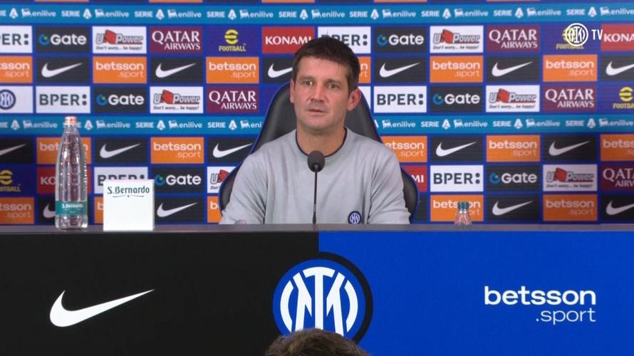 齐沃:我没能向球队传递正确的比赛态度,作为主帅我为此承担责任