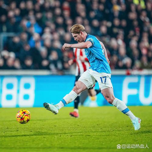 瓜帅：福登很像某些我在巴萨执教过的球员 哈兰德为队友作出牺牲