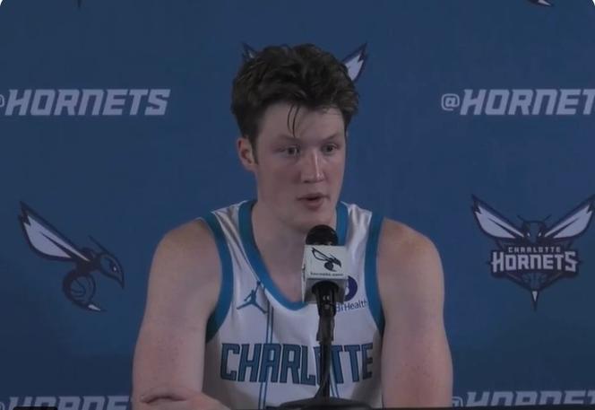 详细阅读:绝平三分拖进加时!克尼佩尔10中5拿到20分6板4助2断 三分7中4 绝平三分拖进加时!克尼佩尔10中5拿到20分6板4助2断 三分7中4